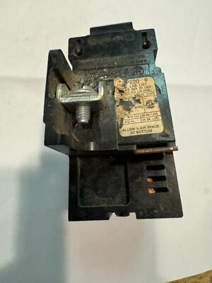 Pushmatic Used P220 Circuit Breaker 20 Amp