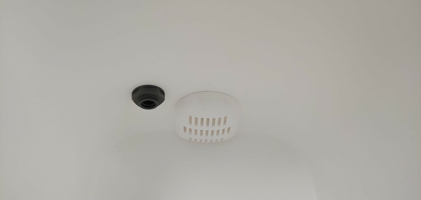 Creek Bank Tanks 20 gallon shad herring live bait well marine aeration