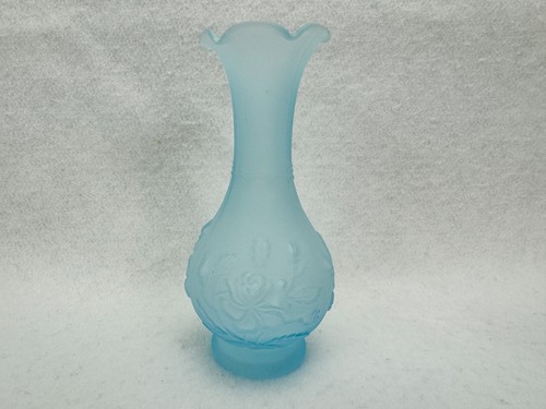 Vintage Imperial Blue Satin Glass Vase Floral Pattern 6 1/4" Original Sticker - Picture 6 of 10