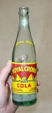 CHATTANOOGA TENN RC ROYAL CROWN  SODA BOTTLE 12 OZ ACL PYRAMIDS