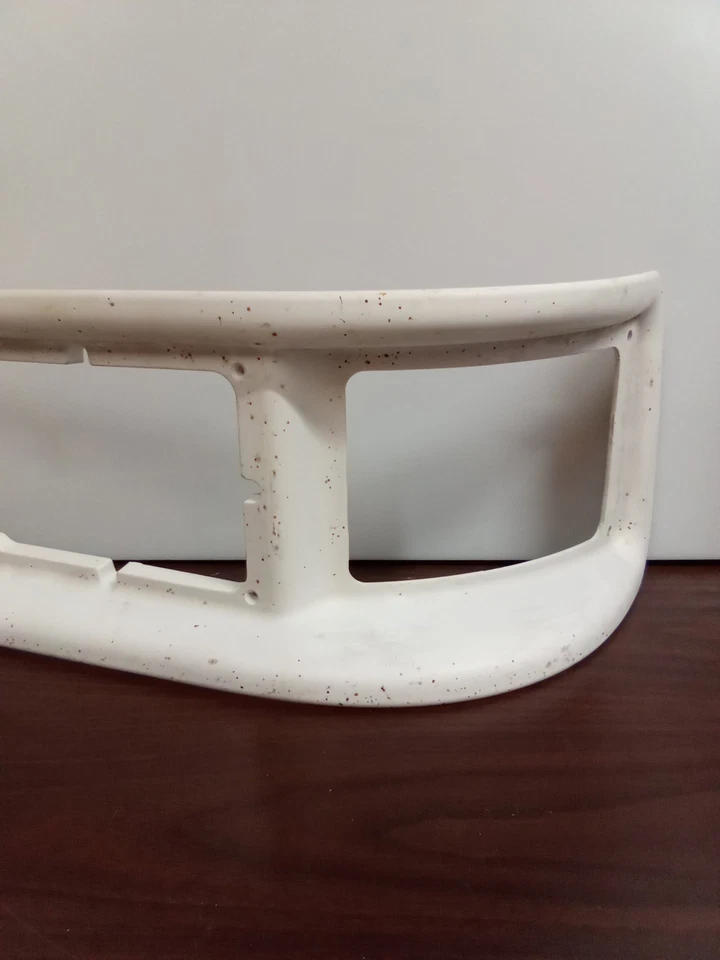 2004-2007 Bluebird Vision Headlight Bezel RH 0071737 - Image 3 of 4