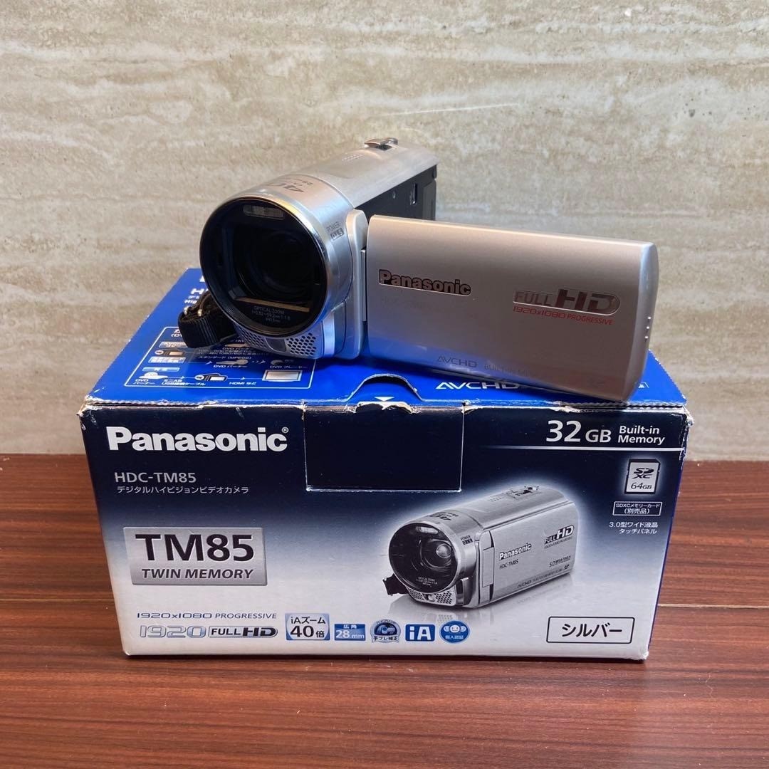 Panasonic HDC-TM80K (16 GB) High Definition AVCHD Camcorder for