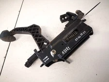 1j1721388c clutch cylinder clutch master cylinder Volkswagen B DE1584623-51