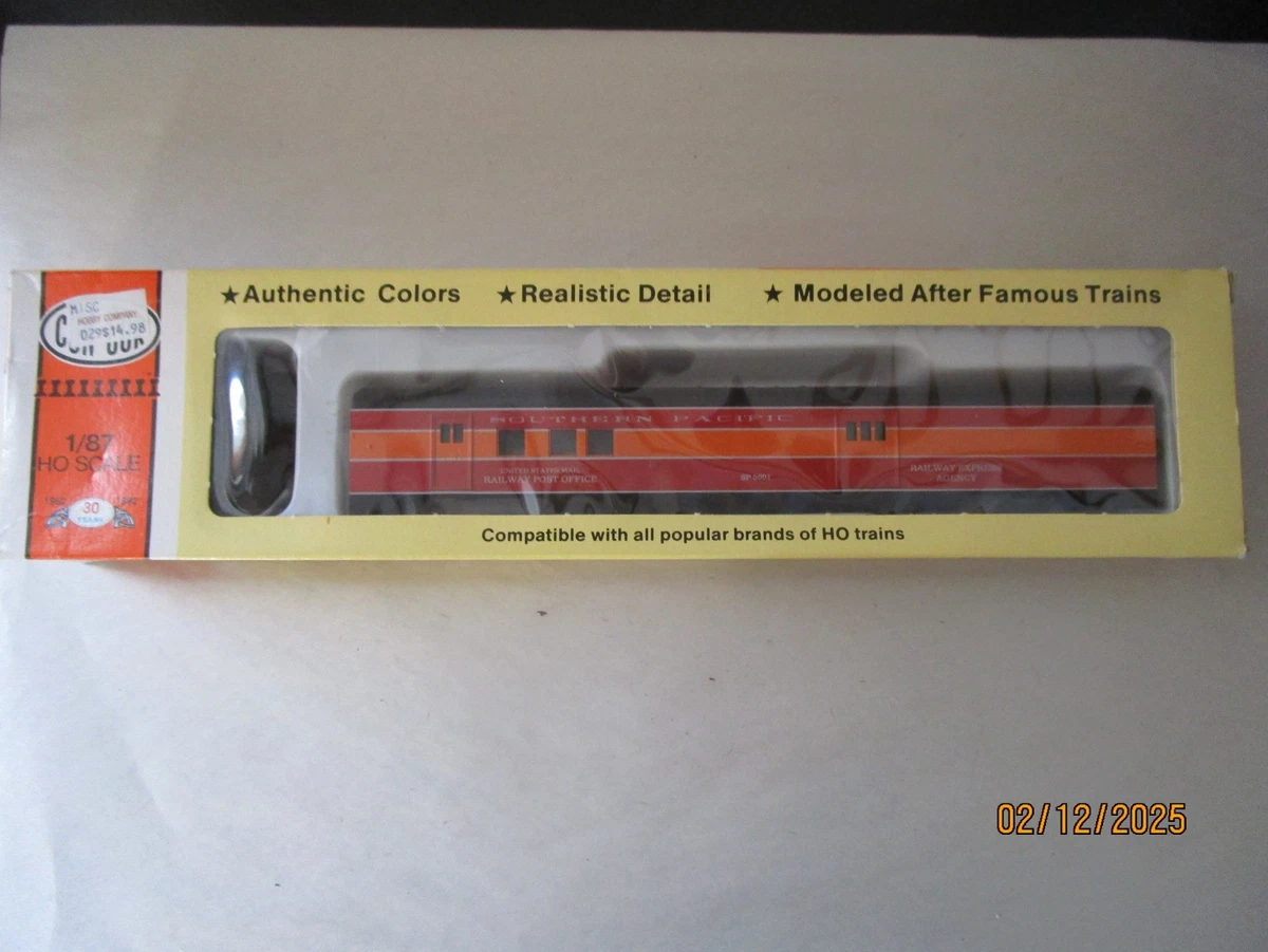 Con-Cor Southern Pacific HO Model Railroad Passenger Cars for sale