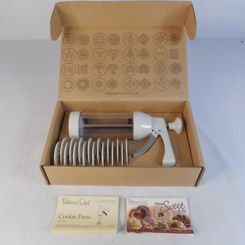 Juego de prensa de galletas de chef mimado con 16 discos decorativos #1525 - Imagen 2 de 4
