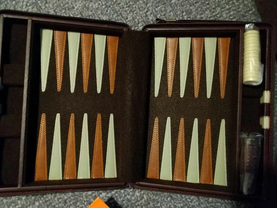 Vintage Backgammon Magnetic Home / Travel Game Zipper Case Julius KAYSER & Co. - Image 2 of 4