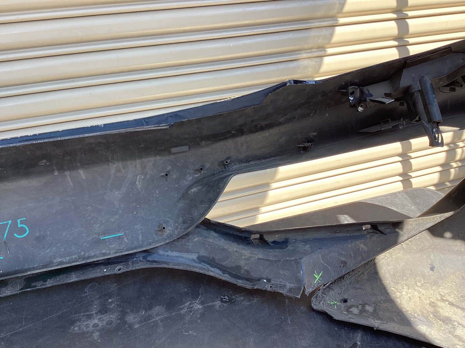MCLAREN MP4-12C GENUINE FRONT BUMPER 11A6043CP WE3A OEM