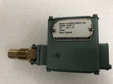 AMOT Controls Model 4140 Temperature Switch 4140DK1E00ED-EE 16-54 deg. C