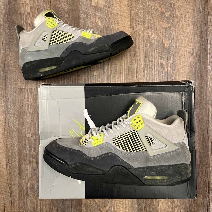 Nike Air Jordan 4 グレー/イエロー Nike Air Jordan 4 IV Retro SE Neon 95 Grey Size 10.5