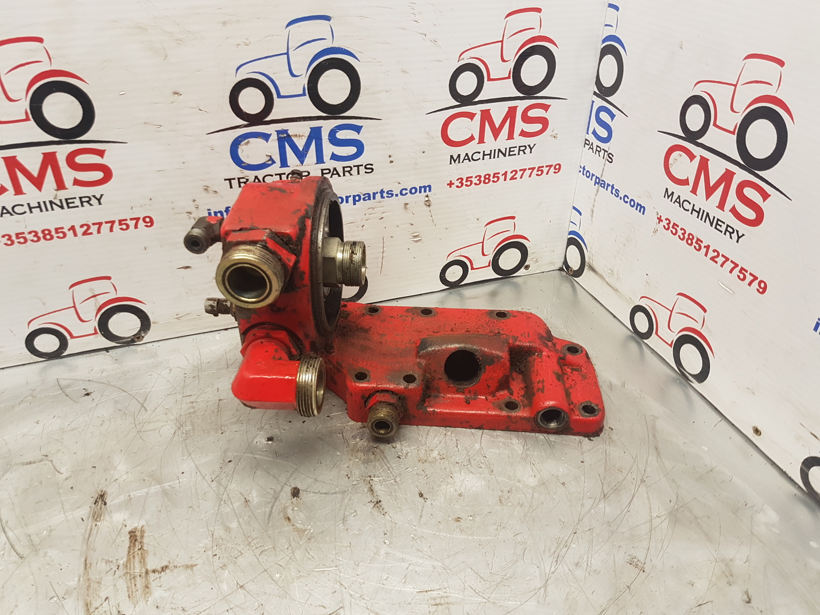 Mccormick MC, MC100 Case MX, MXC Hydraulic Filter Manifold 220840A1