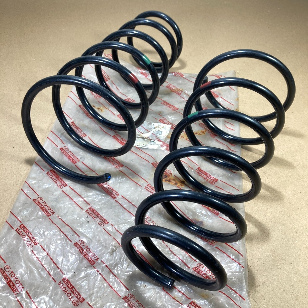 Rear Springs Coil 48231-1H230 Toyota Corolla AE110 CE110 CE113 | eBay