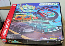 Auto World California Cruising Pacific Coast Highway HO Slot Car Race Set SRS331