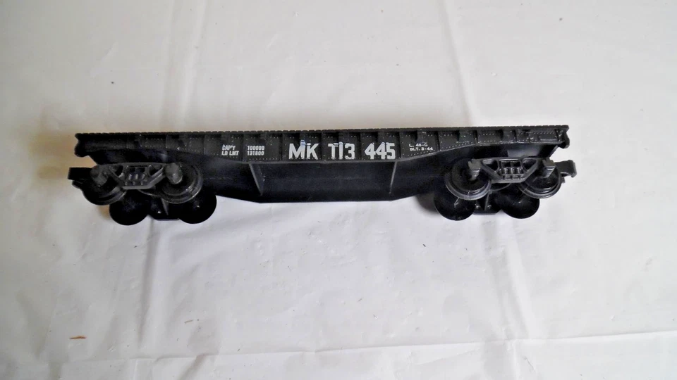 KMT MK TI3 445 Black Plastic Flat Car No Load 0/27 Plastic Wheels -Excellent Con - Image 2 of 4