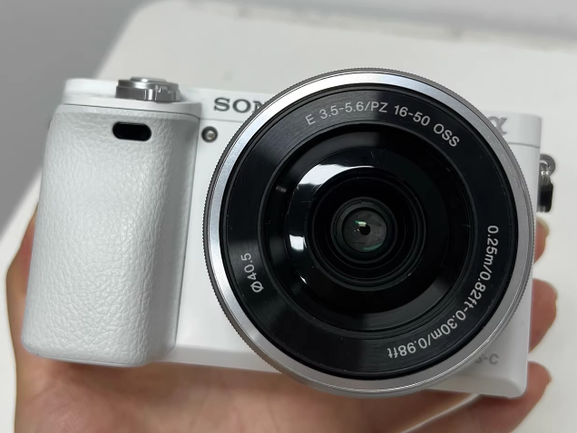 Sony A6000 ILCE-6000 Digital Camera w/ 16-50mm Lens English -98
