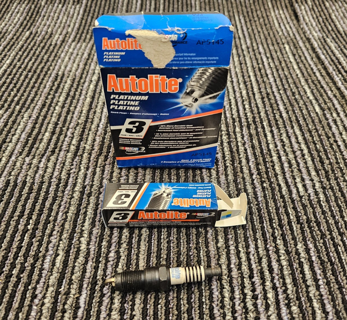QTY 4 Autolite AP5145 Platinum Spark Plug Fits 1986-1994 Lincoln Continental
