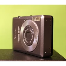 Canon Powershot SD630 Digital ELPH 6.0 MP W/Charger-Battery-SD -Case. Tested (G)