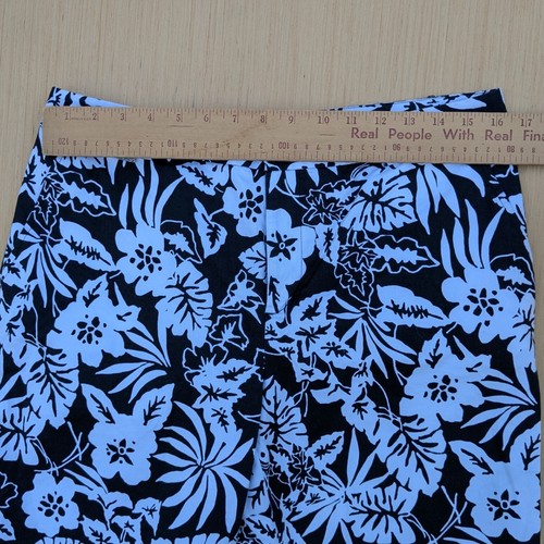 Bermuda donna Lauren Ralph Lauren Active Tropical Resortwear 10 - Foto 2 di 6