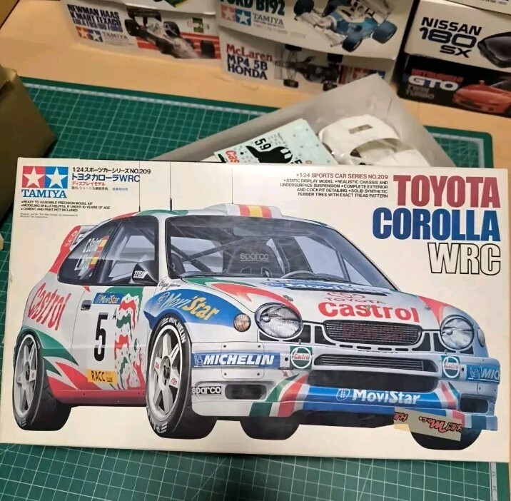 Tamiya 1/24 Toyota Carolla WRC Sports Car Series No.209
