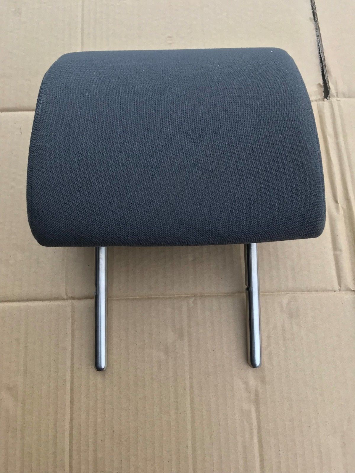VW GOLF MK5 GREY CLOTH REAR SEAT HEADREST eBay
