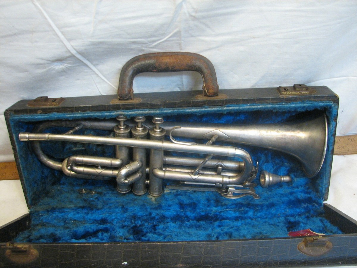 ソ*ラ様 トランペット　B00SEY&Howkes Regent 2　ビンテージ Vintage The Regent Trumpet Ohio Band with case Musical Instrument