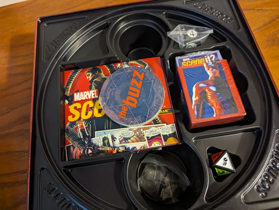 MARVEL Scene It? Deluxe Edition 2 DVD Collector's Tin Box Board Game (NEW) - Image 3 of 3