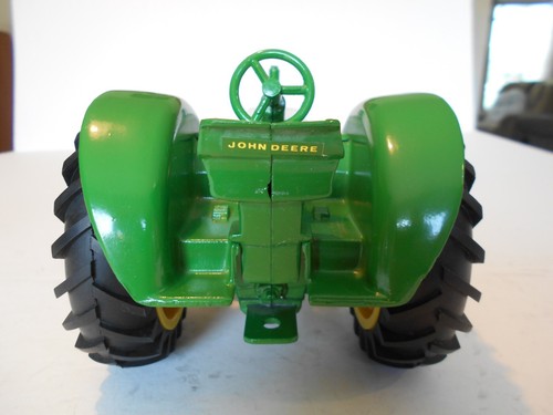 Vintage 1993 Ertl 1:16 Scale John Deere 1956 Model 820 Diesel Tractor #5705 Used - Picture 10 of 18