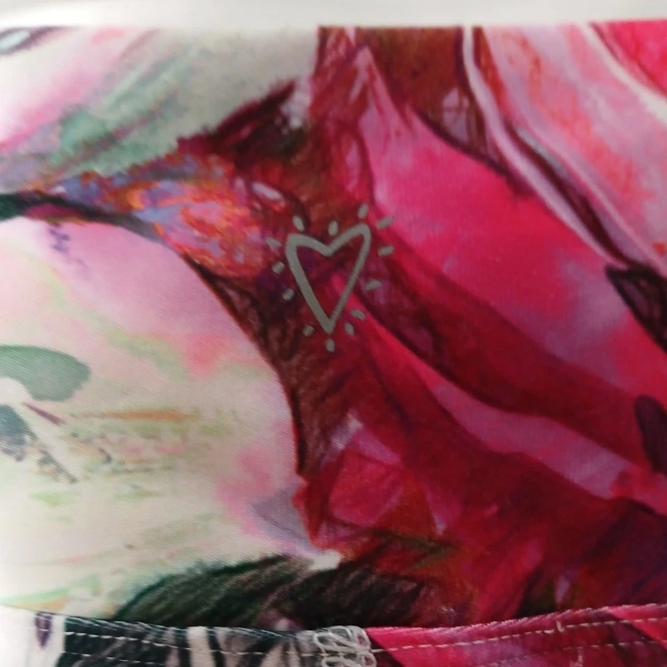 Leggings recortados Betsey Johnson Performance color agua rosa estampado floral 7/8 Foto 3 de 4