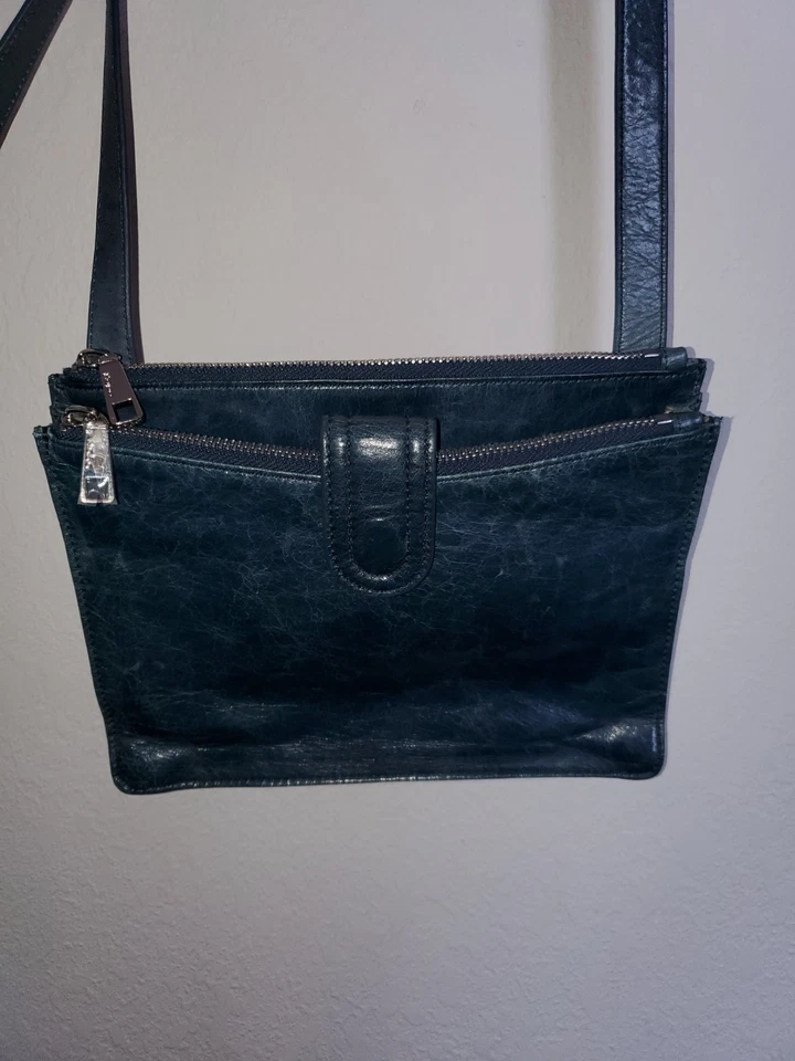 HOBO The Original Crossbody Bag Dark Emerald Green Leather Zip Magnetic Close
