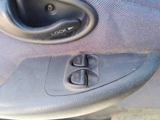 Lève vitre Fiat STRADA
