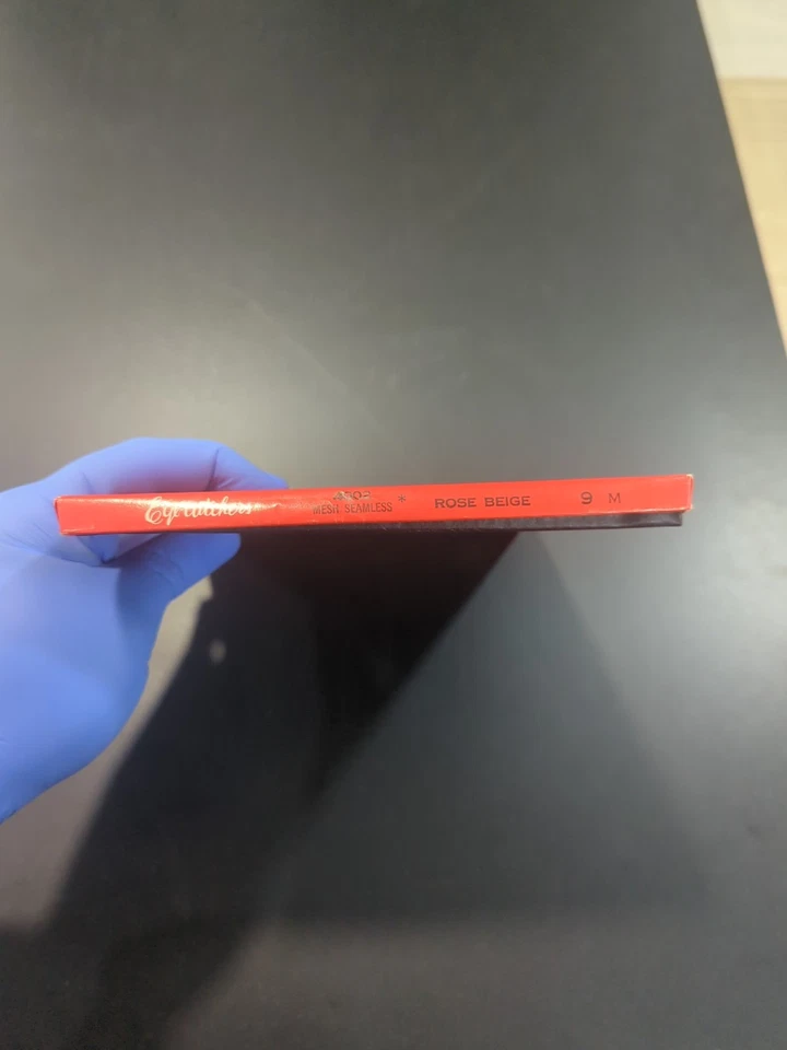 Paquete de 3 medias Berkshire "Eye Catchers" vintage de malla sin costuras rosa beige 9M Foto 2 de 4