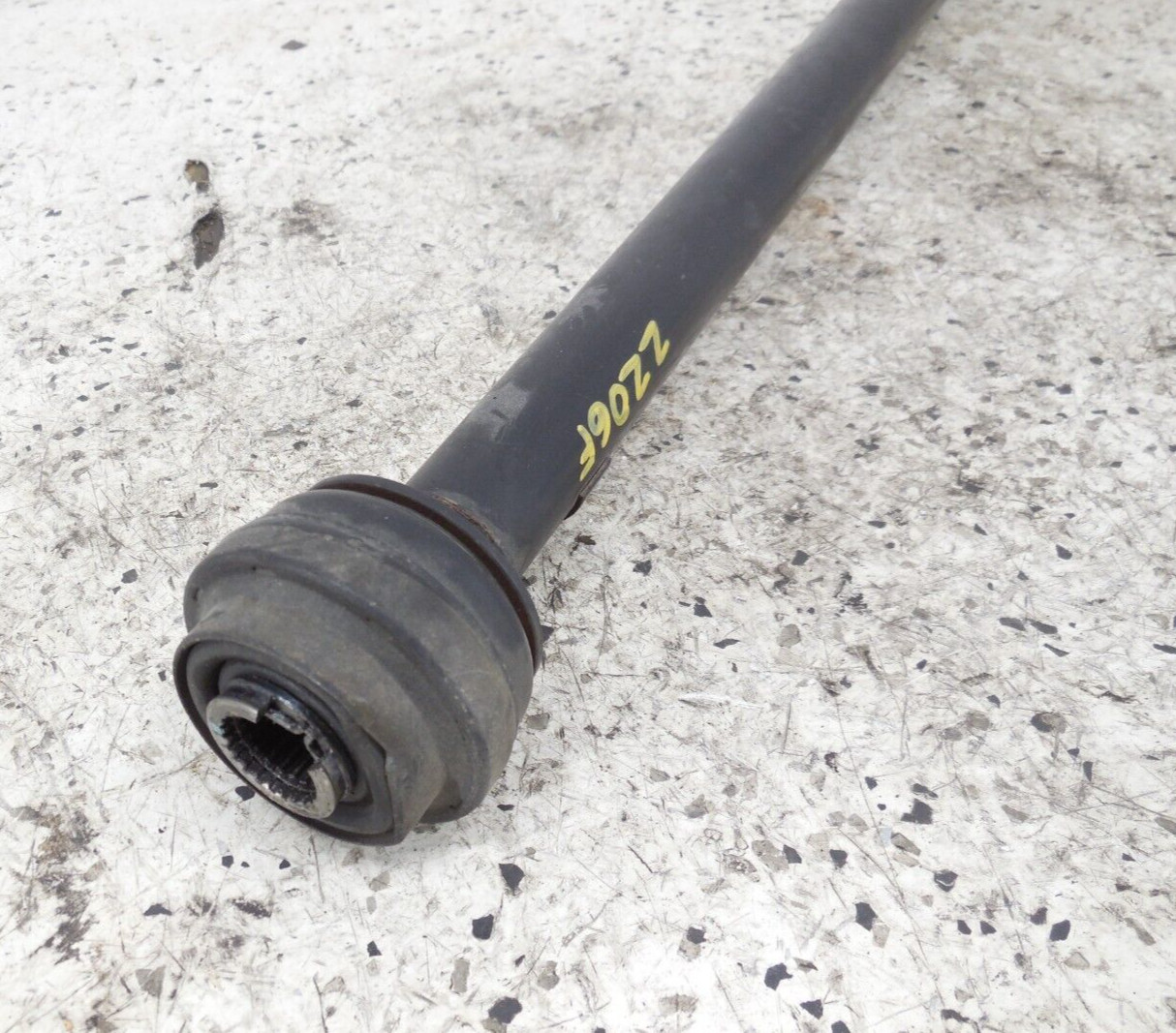 2017 17 Maserati Levante Front Drive Shaft OEM 06700319580