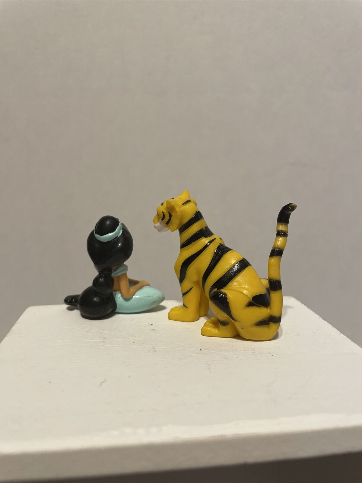 Picture 4 of 11