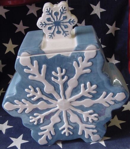 Winter Holiday Snowflake Cookie Jar - Blue & White Ceramic - Picture 2 of 2