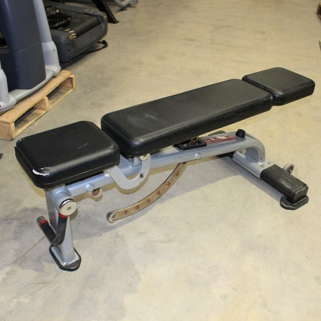 Technogym Selection Line Lat Pulldown Commercial Gym Equipment