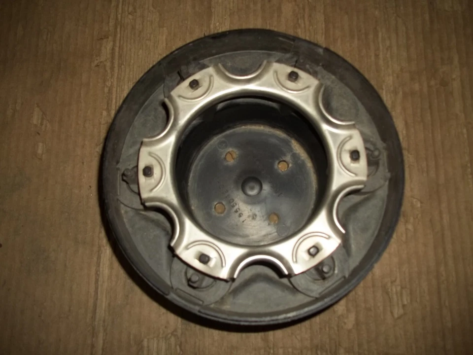 Центральный колпак ступицы обода грузовика 88 89 Chevrolet GMC C2500 крышка ступицы ЧЕРНЫЙ 6 ЗАЖИМОВ - Изображение 4 из 4