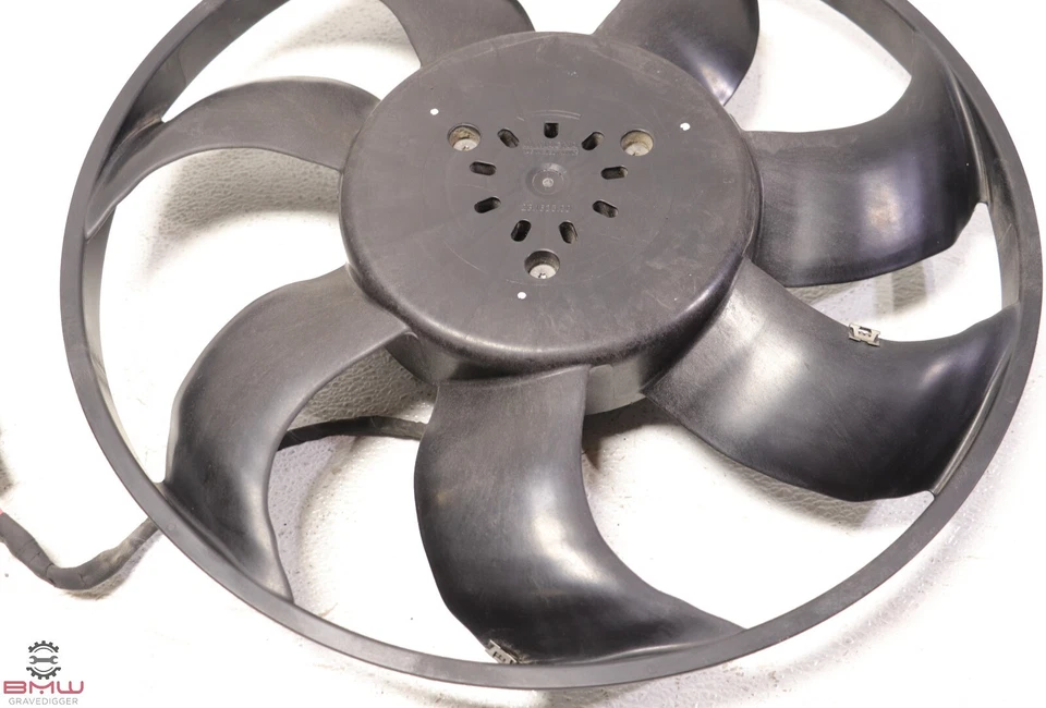 Ventilador de refrigeración eléctrico del motor del radiador delantero 400 W OEM Mini S F55 F56 F60 Foto 3 de 4