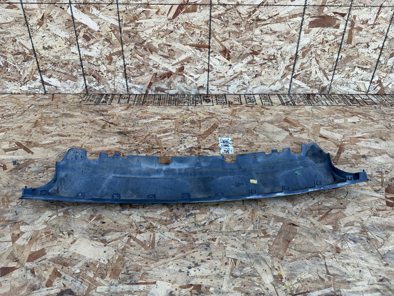 REAR BUMPER LOWER MOLDING TRIM DIFFUSER OEM 74K 14-19 MASERATI GHIBLI S Q4