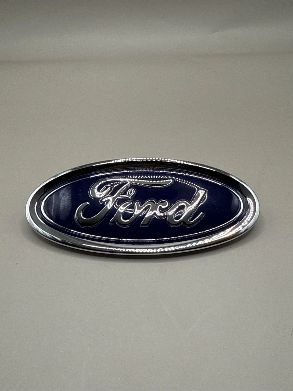 Emblema de tapa del maletero para Ford Fusion 2013-2018 (P/N DS7Z9942528D)