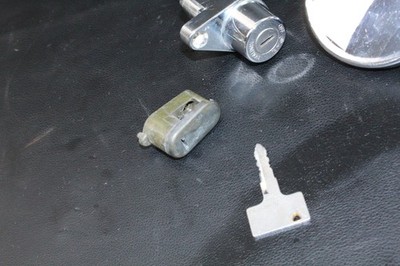 95-06 KAWASAKI VN800 VN800A Ignition Lock Gas Cap Seat Set with
