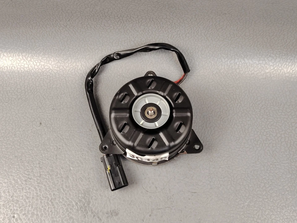 HONDA CRV ACCORD CRZ INSIGHT CROSSTOUR RADIATOR FAN MOTOR ASSEMBLY 38616RBJ003 - Image 3 of 4