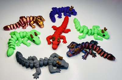 3D-gedruckter süßer Babydrache jede Farbe Drache und Hörner voll beweglich 19 cm