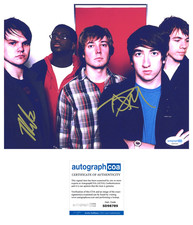 * TOM HIGGENSON & MIKE RETONDO * signed 8x10 photo * PLAIN WHITE T'S * ACOA * * TOM HIGGENSON & MIKE RETONDO * signed 8x10 photo * PLAIN WHITE T'S * ACOA *