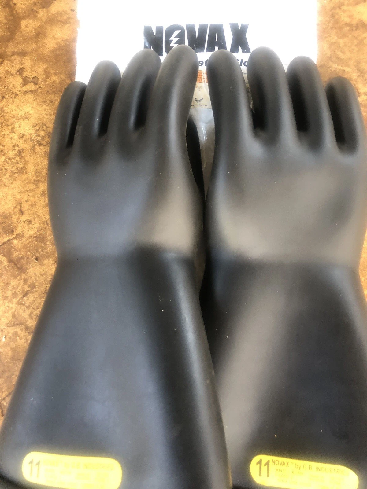 Novax Rubber Insulating Gloves