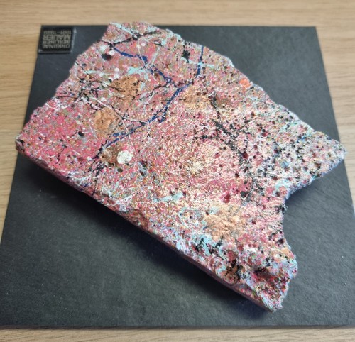 Original Very Large 13 cm Piece of the BERLIN WALL on Slate Display + COA - Picture 19 of 20