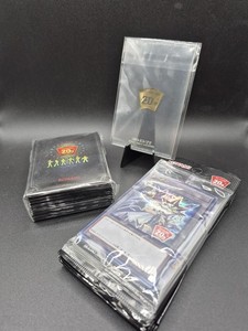 20th Anniversary Duelist Box | eBay