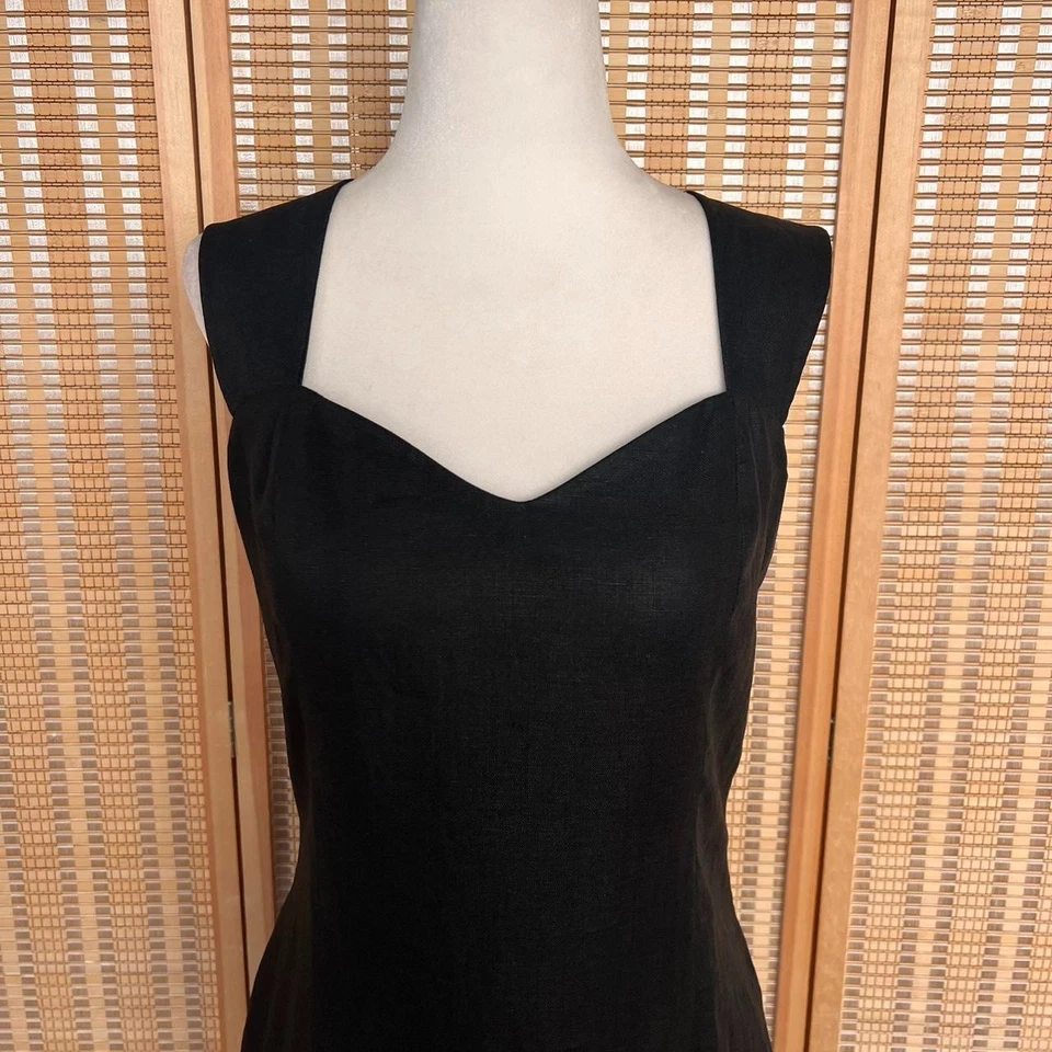 Maxi Vestido Bloomingdale’s 100% Lino Negro Con Escote Corazón Foto 2 de 4