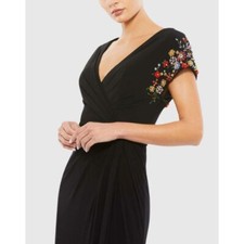 Mac Duggal NWT Embellished Sleeve Jersey Wrap Gown Black 55709 Size 6 MSRP $498