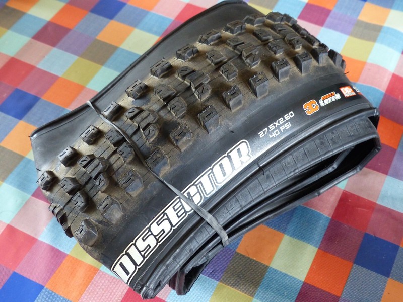 NEW Maxxis Dissector 27.5 x 2.6" 3C Maxx Terra EXO+ TR folding MTB tyre (3)