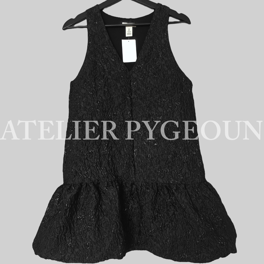 LAYERED BALLOON HEM DRESS ブラック Helsinki Navy Satin V-Neck Balloon Sleeve Maxi Dress – Club