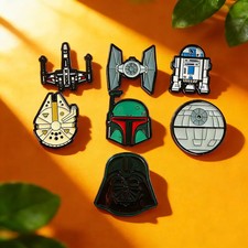 7 PCS Robot Brooch Metal Badge Pin Movie Merchandise for Students Backpack Decor
